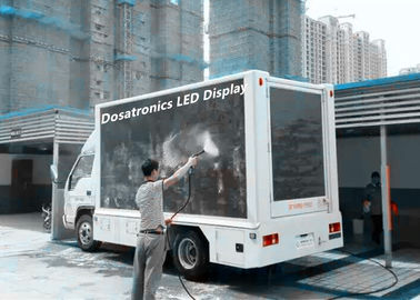 중국 트럭에 의하여 거치되는 발광 다이오드 표시, 옥외 광고를 위한 이동할 수 있는 LED 스크린 고용 협력 업체
